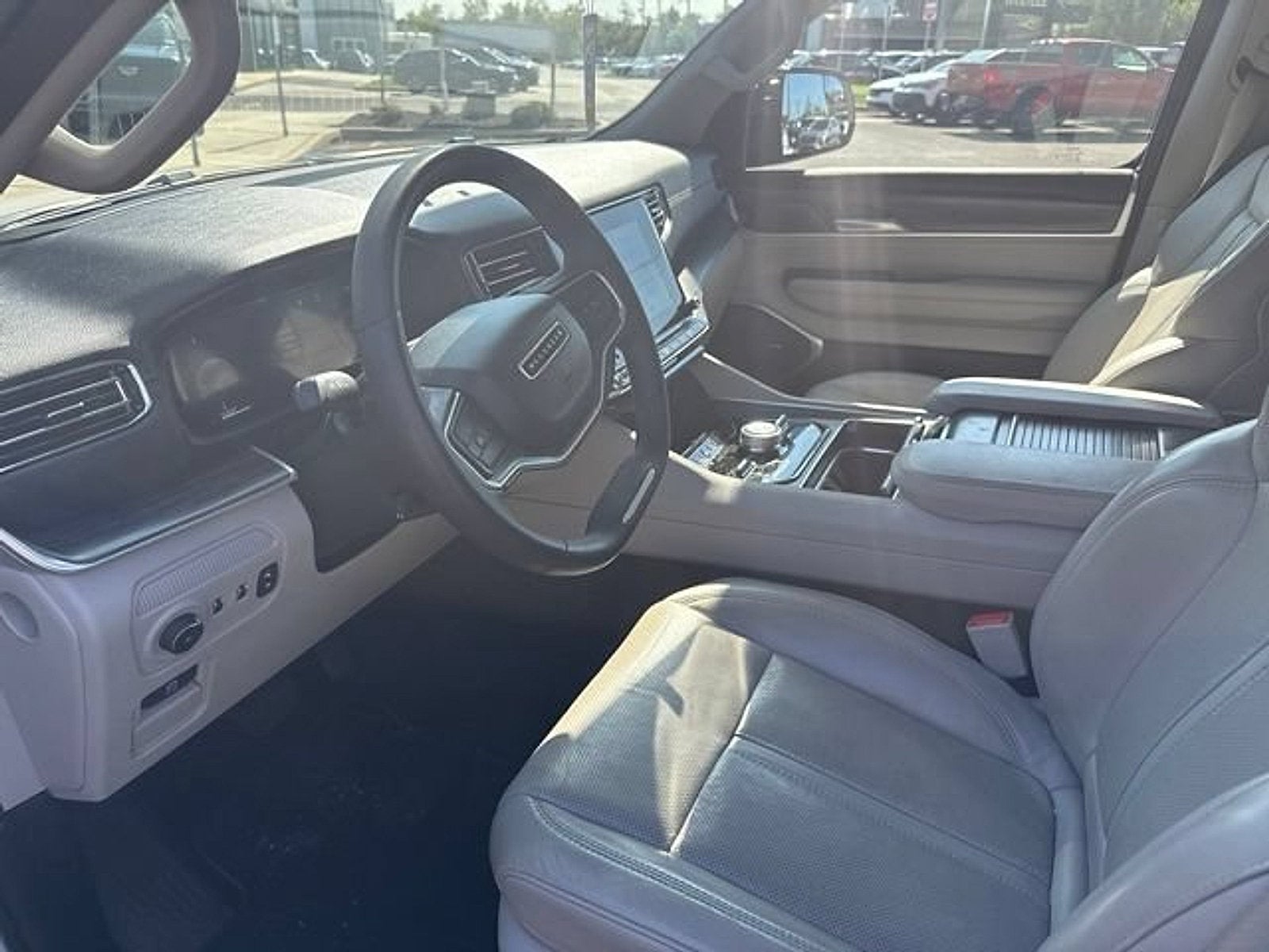 2023 Jeep Wagoneer Series II