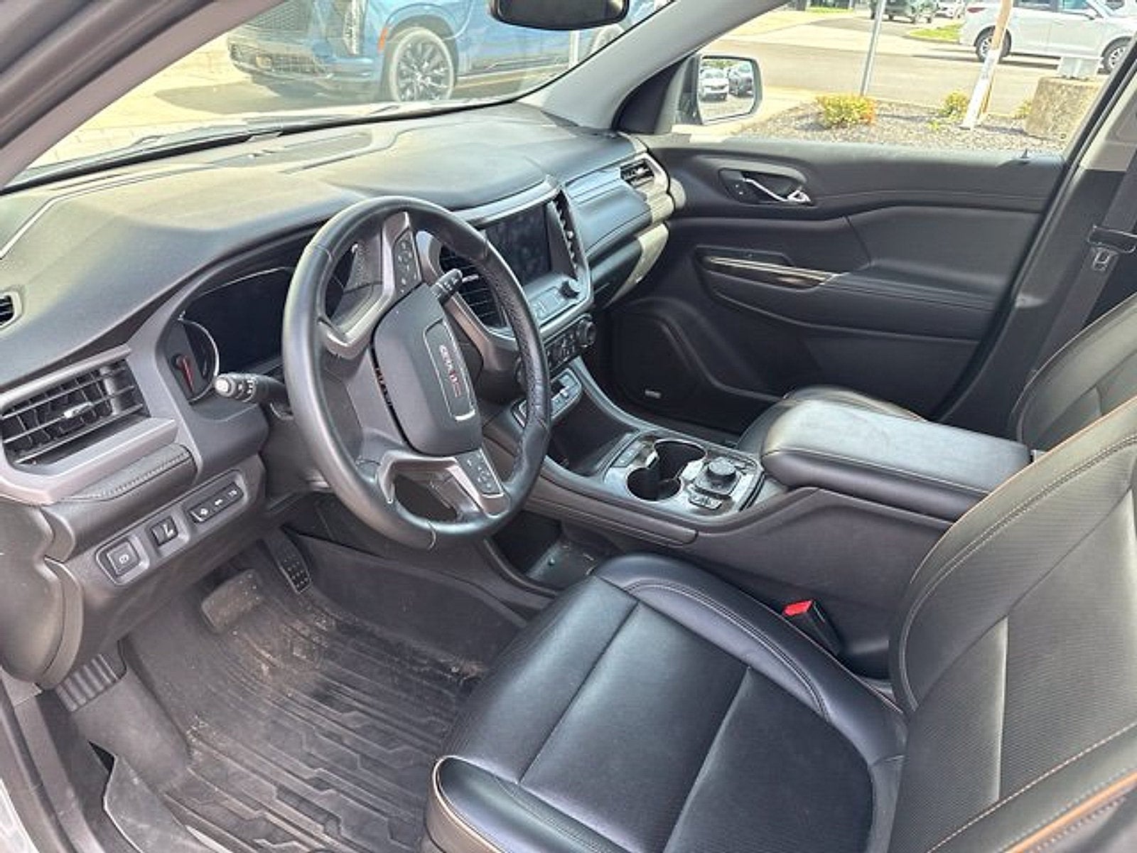 2023 GMC Acadia AT4