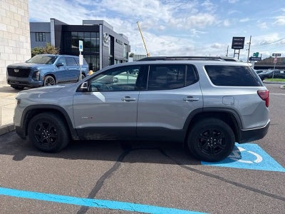 2023 GMC Acadia AT4