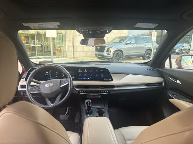 2024 Cadillac XT4 Luxury