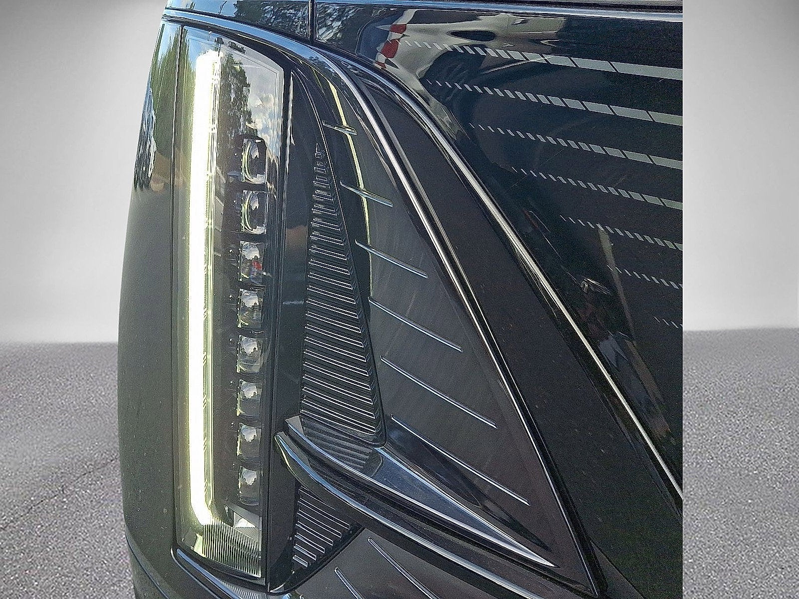2026 Cadillac LYRIQ Sport