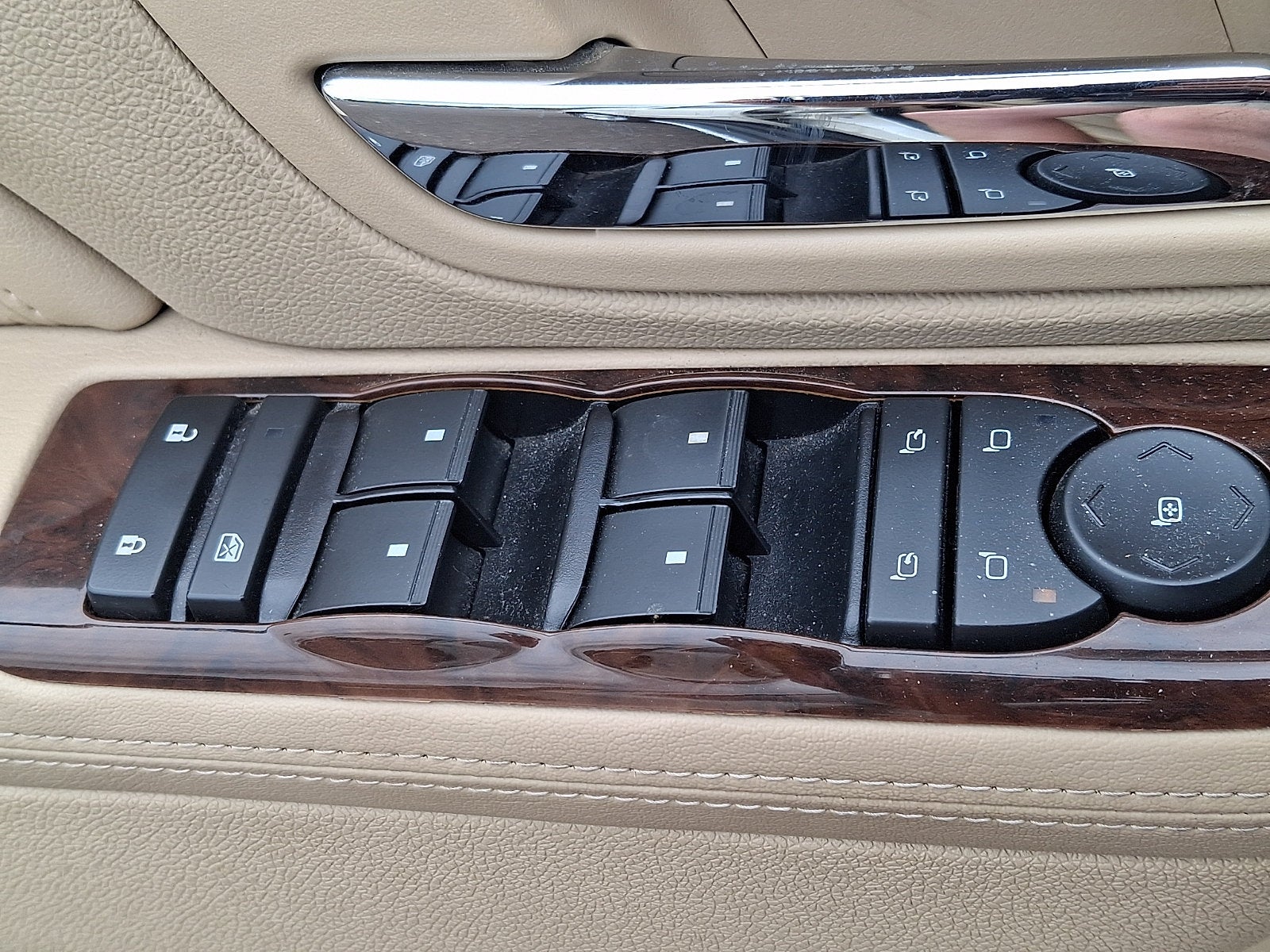 2014 Cadillac Escalade Luxury