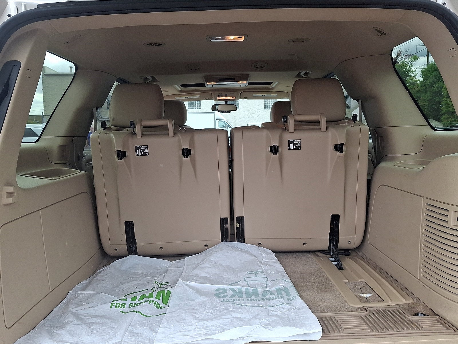 2014 Cadillac Escalade Luxury