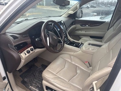 2016 Cadillac Escalade Luxury Collection