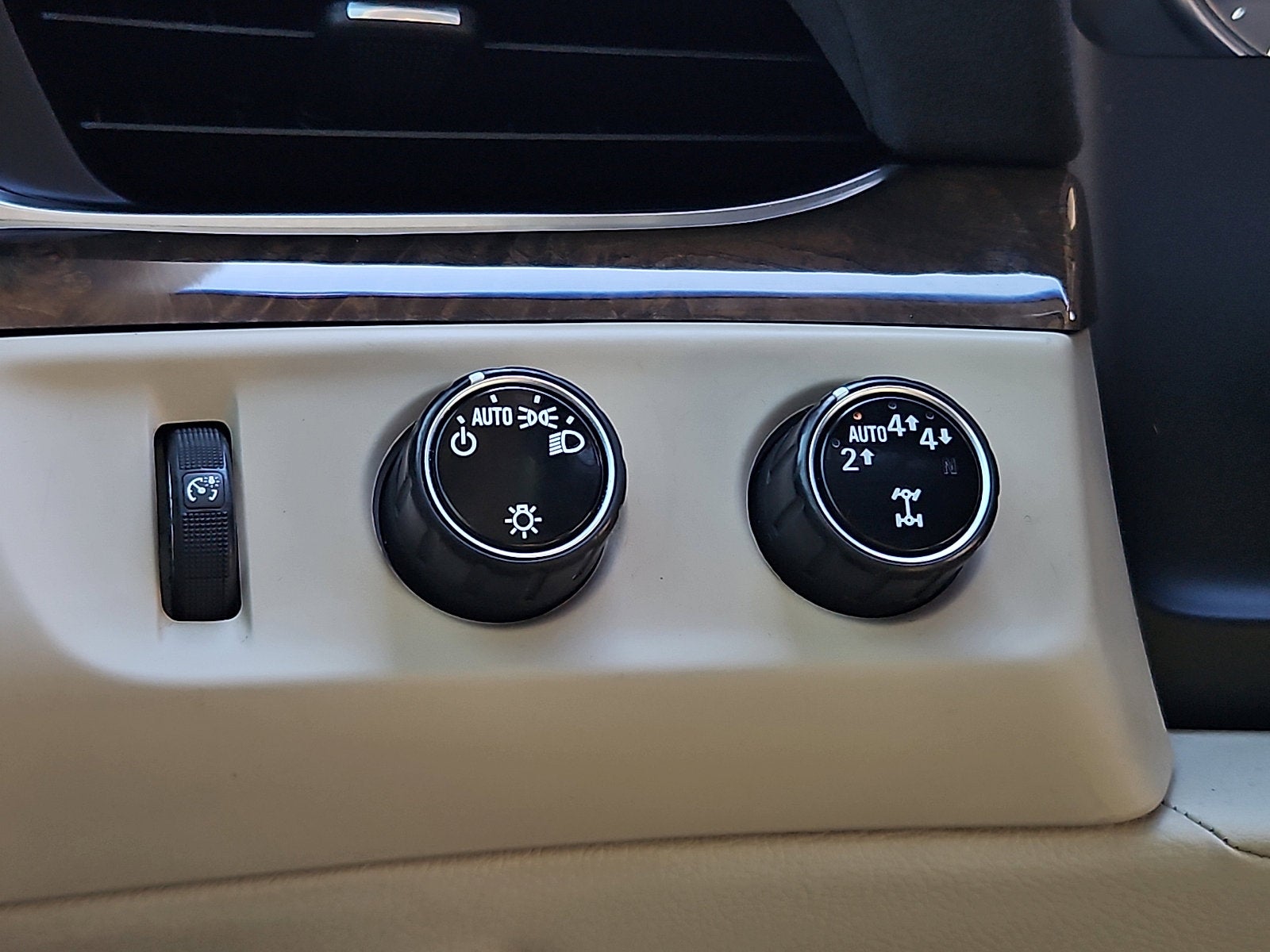 2018 Cadillac Escalade Premium Luxury