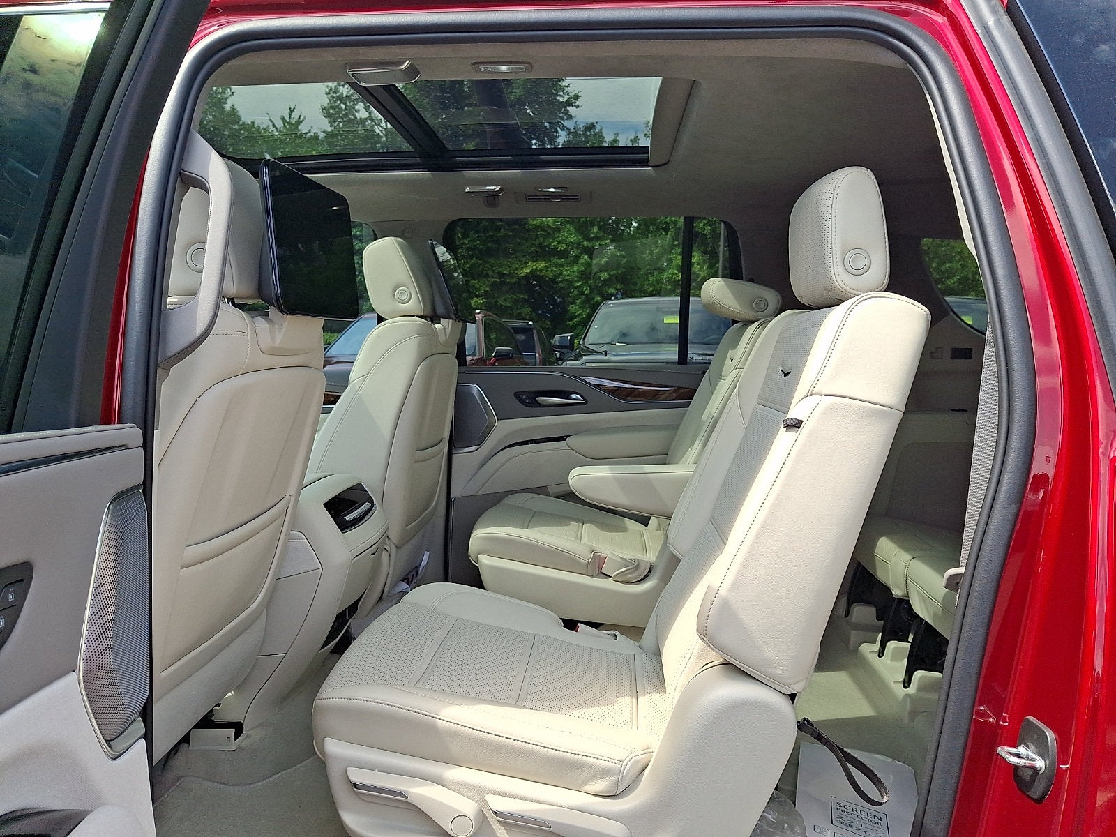 2022 Cadillac Escalade ESV Premium Luxury Platinum