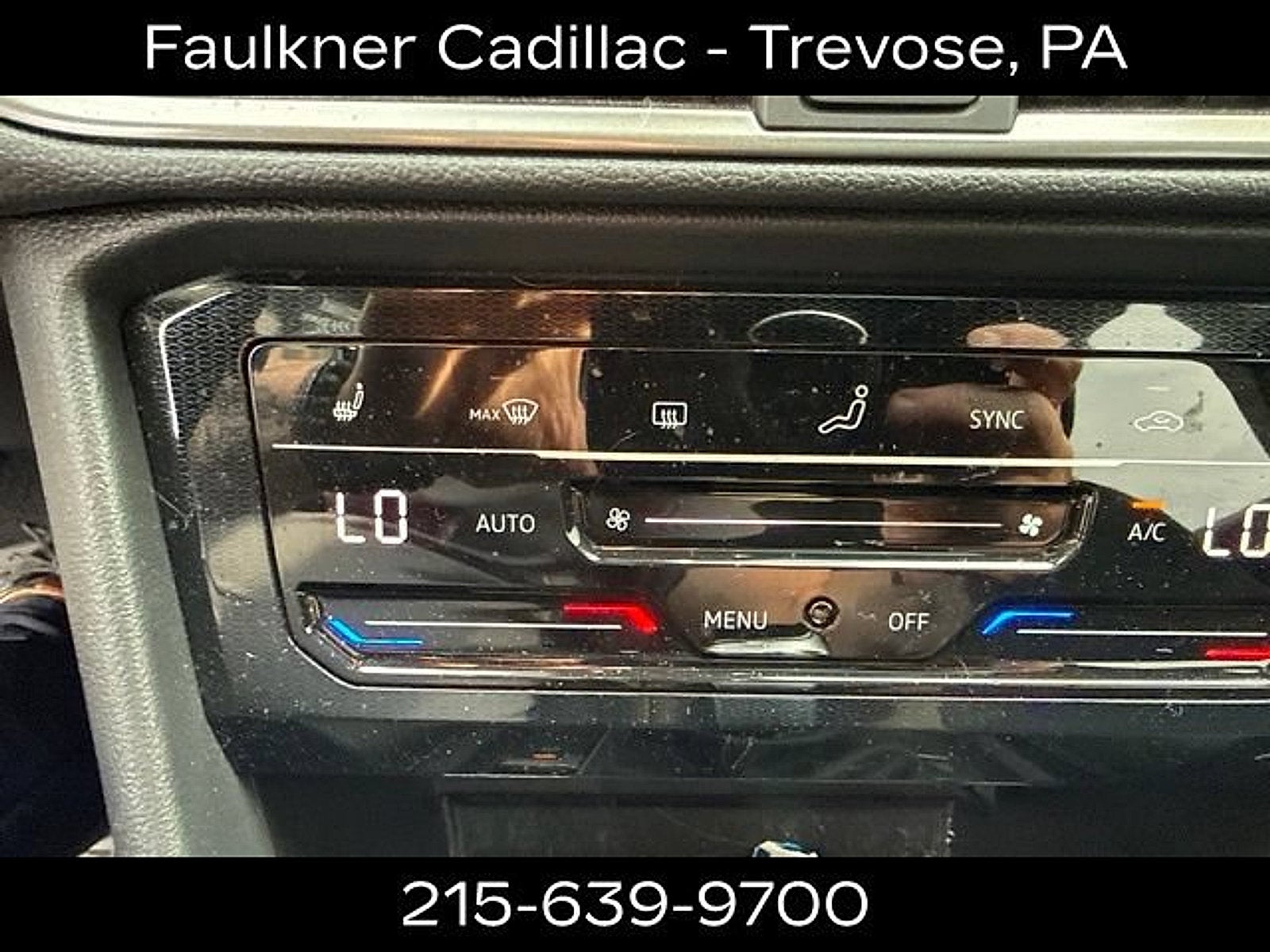 2025 Volkswagen Taos SE Black