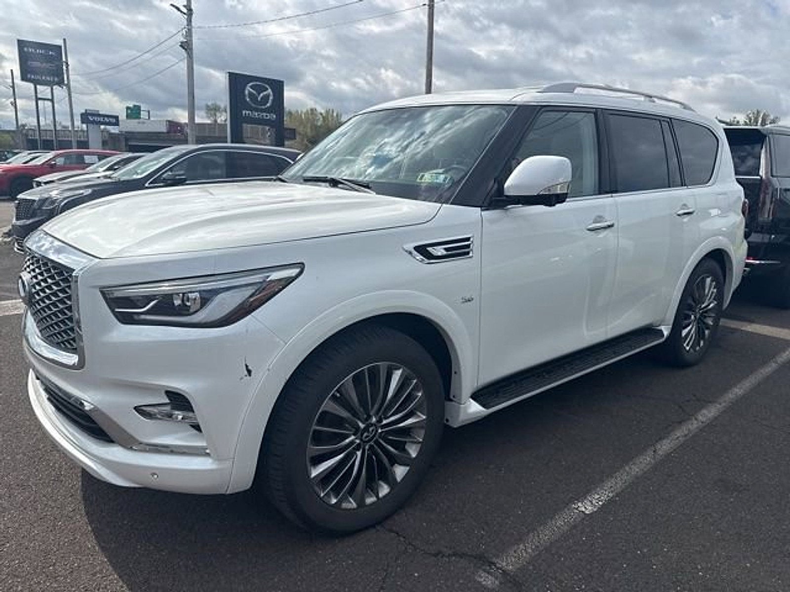 2019 INFINITI QX80 LUXE