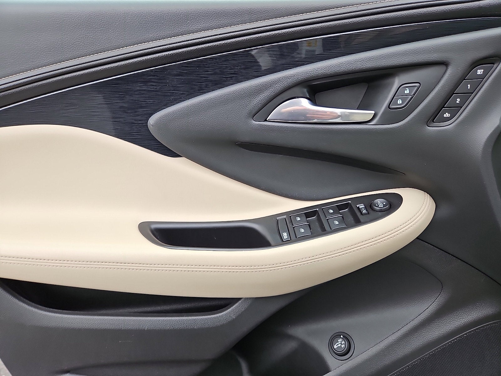 2018 Buick Envision Essence