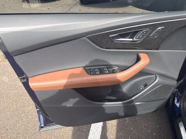2023 Audi Q8 Premium Plus