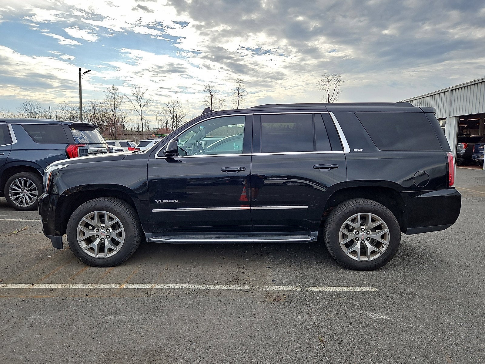 2017 GMC Yukon SLT