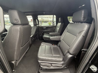 2025 Chevrolet Suburban LT
