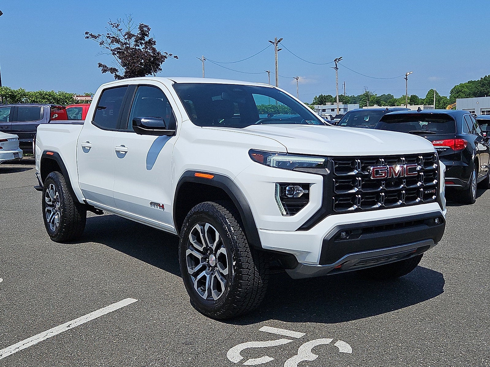 2023 GMC Canyon AT4