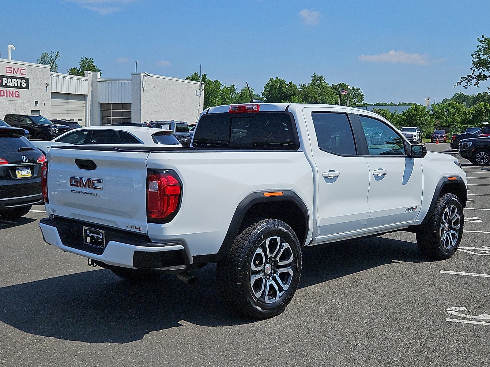 2023 GMC Canyon AT4