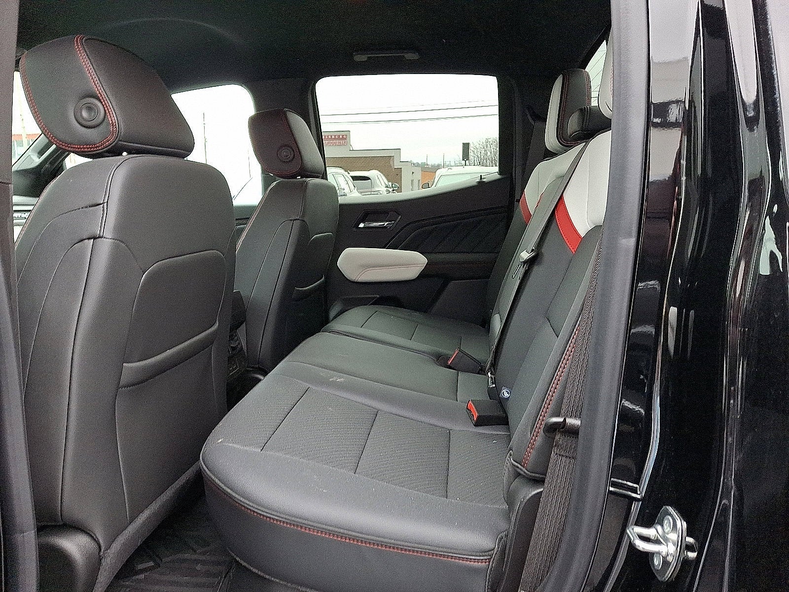 2024 GMC Canyon AT4X