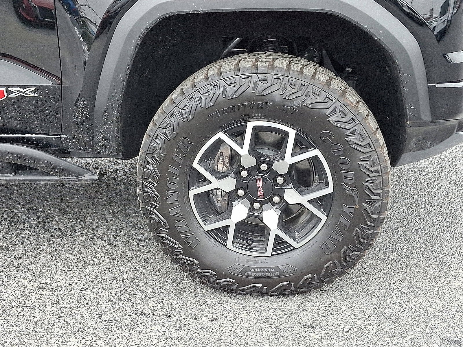 2024 GMC Canyon AT4X