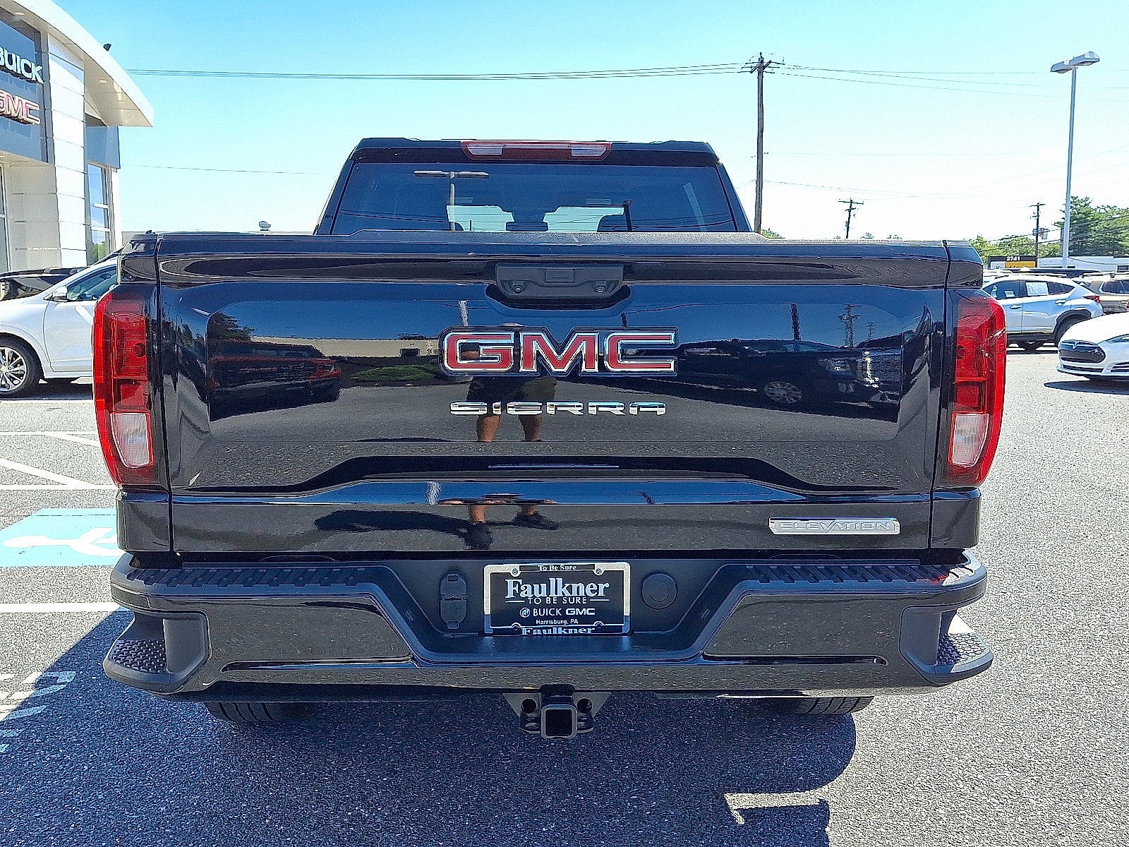 2024 GMC Sierra 1500 Elevation