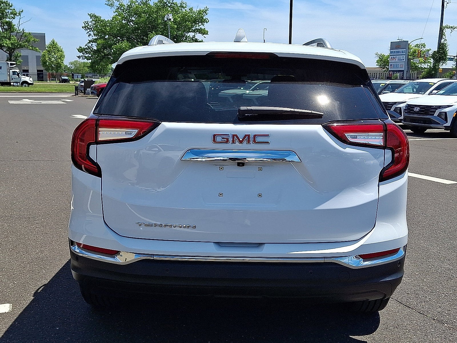 2023 GMC Terrain SLT