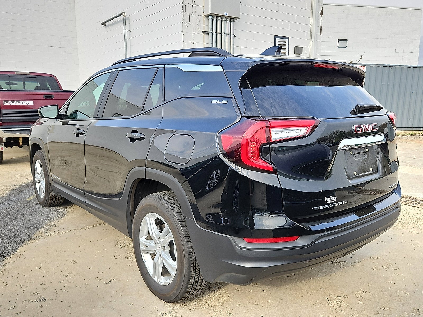 2023 GMC Terrain SLE