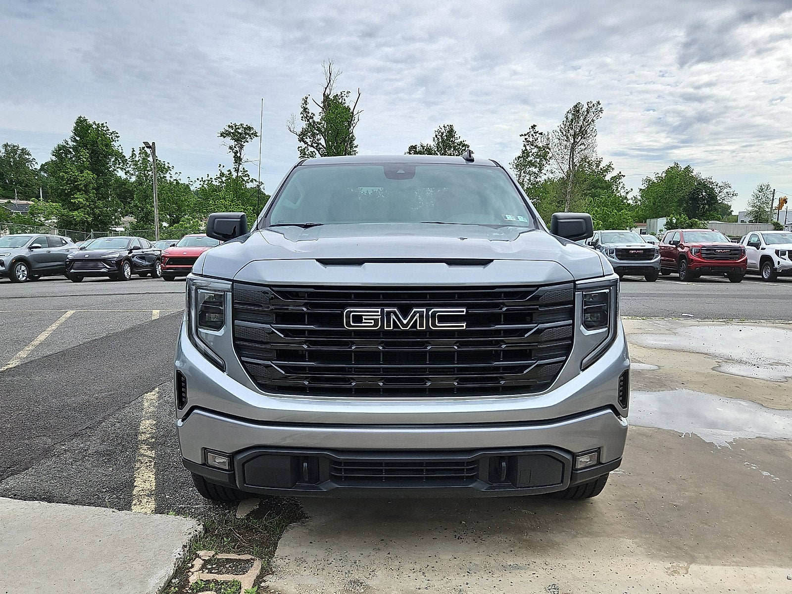 2023 GMC Sierra 1500 Elevation