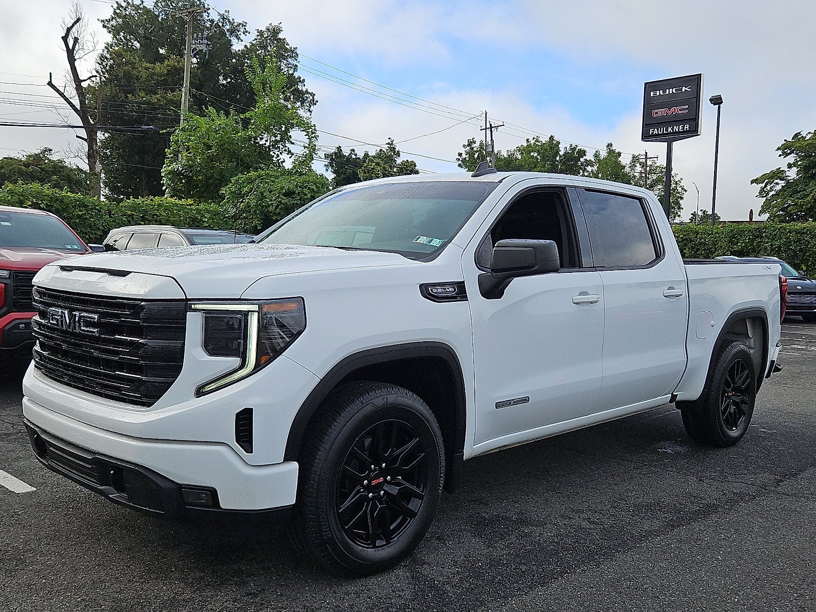 2023 GMC Sierra 1500 Elevation