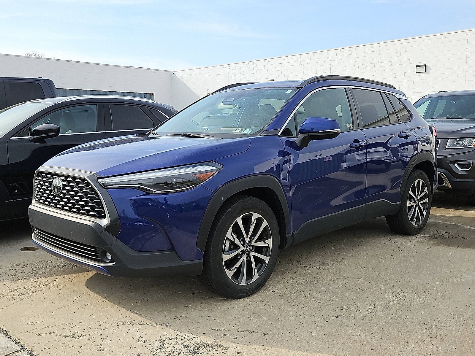 2023 Toyota Corolla Cross XLE