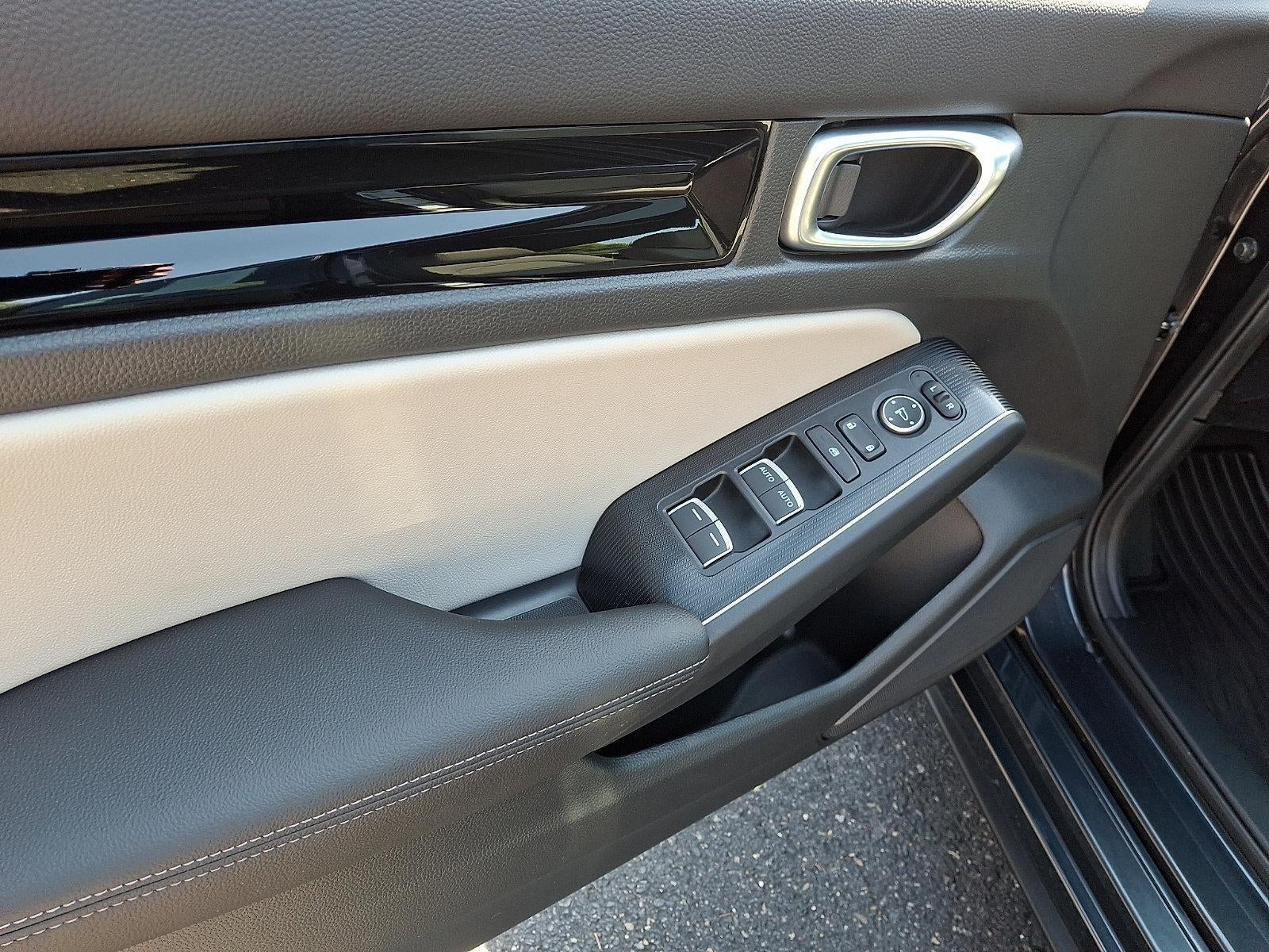 2024 Honda Civic Hatchback Sport Touring CVT
