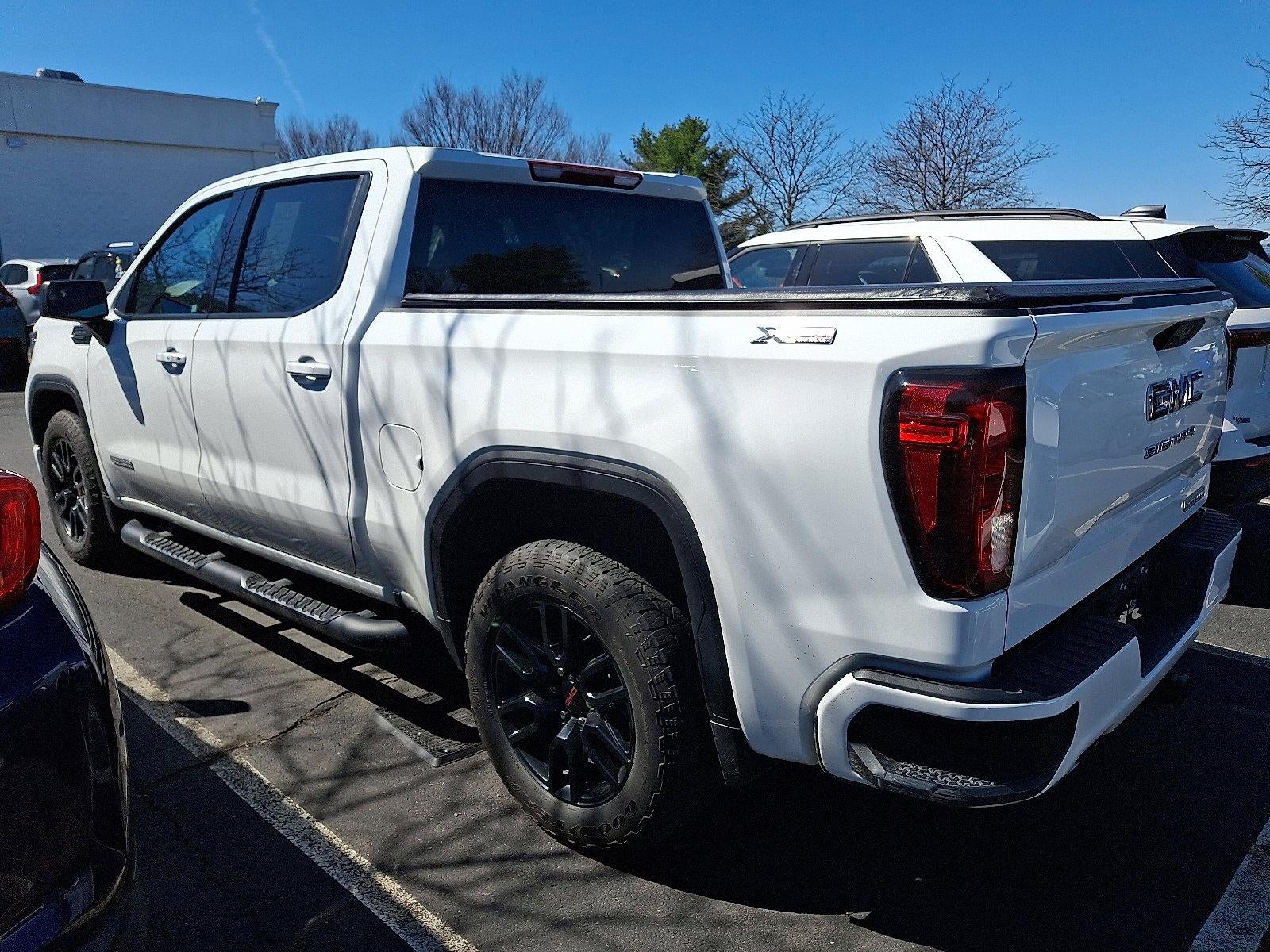 2023 GMC Sierra 1500 Crew Cab Short Box 4-Wheel Drive Elevation 3SB