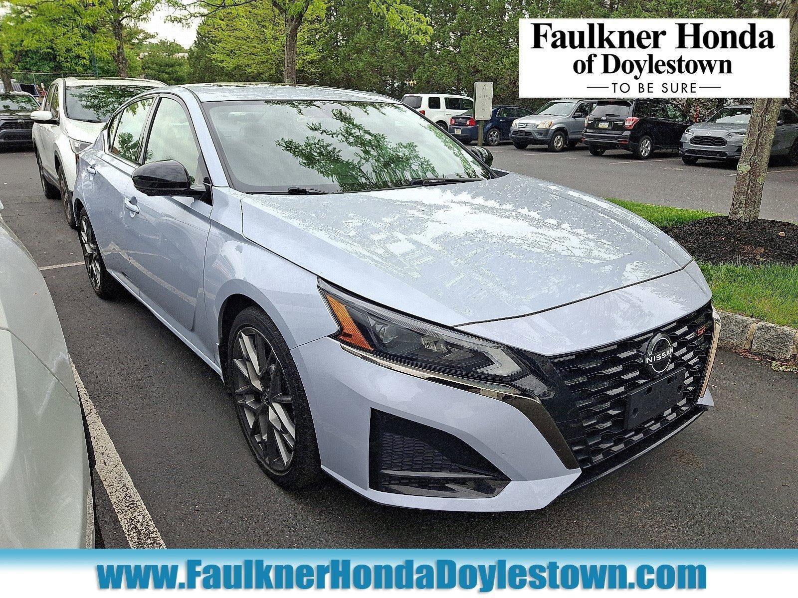 2023 Nissan Altima 2.0 SR Sedan