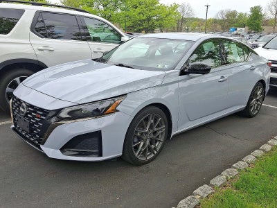 2023 Nissan Altima 2.0 SR Sedan