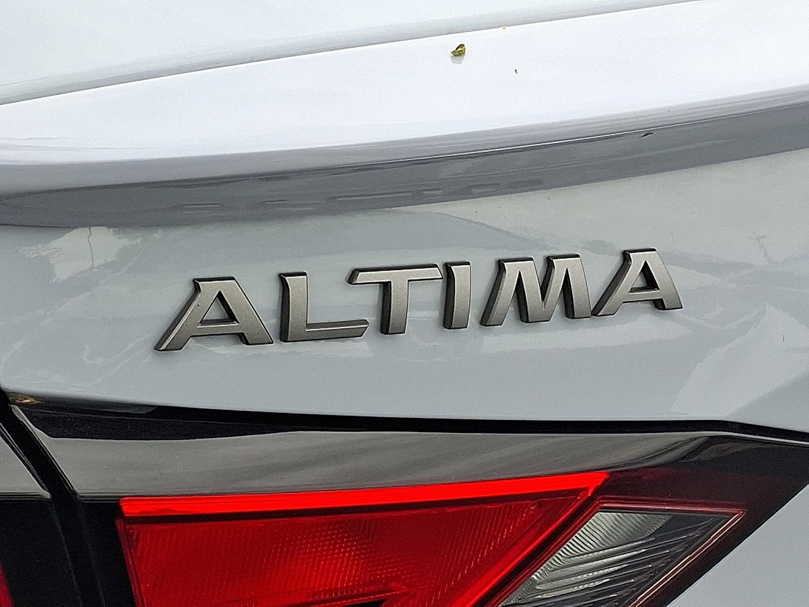 2023 Nissan Altima 2.0 SR Sedan