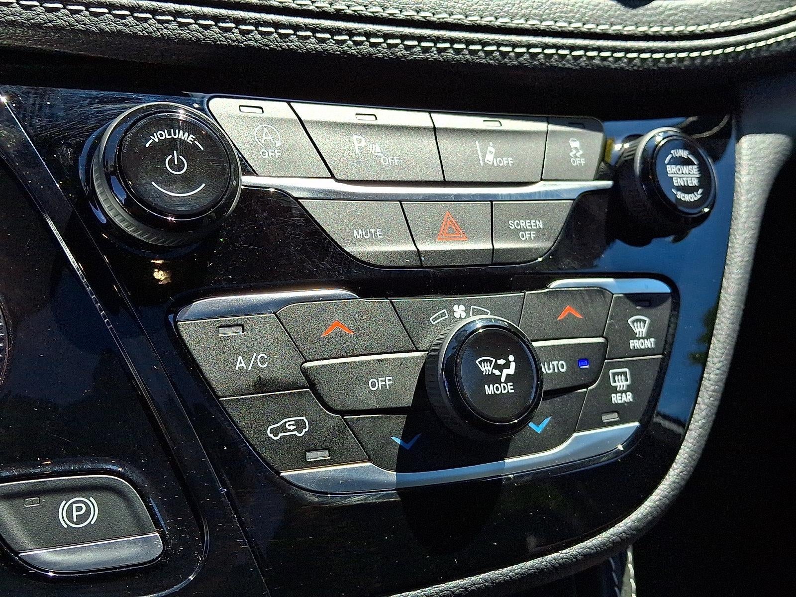 2026 Chrysler Pacifica Limited AWD