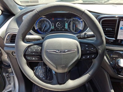2026 Chrysler Pacifica Limited AWD