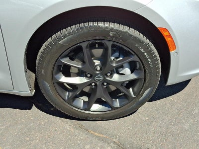 2026 Chrysler Pacifica Limited AWD