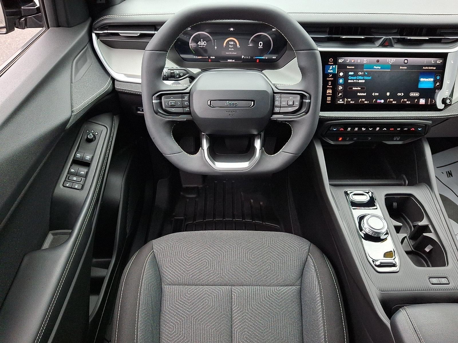 2026 Jeep Cherokee Laredo 4x4