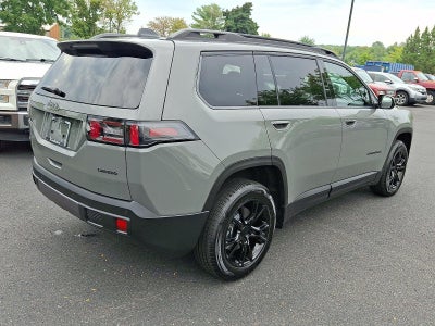2026 Jeep Cherokee Laredo 4x4