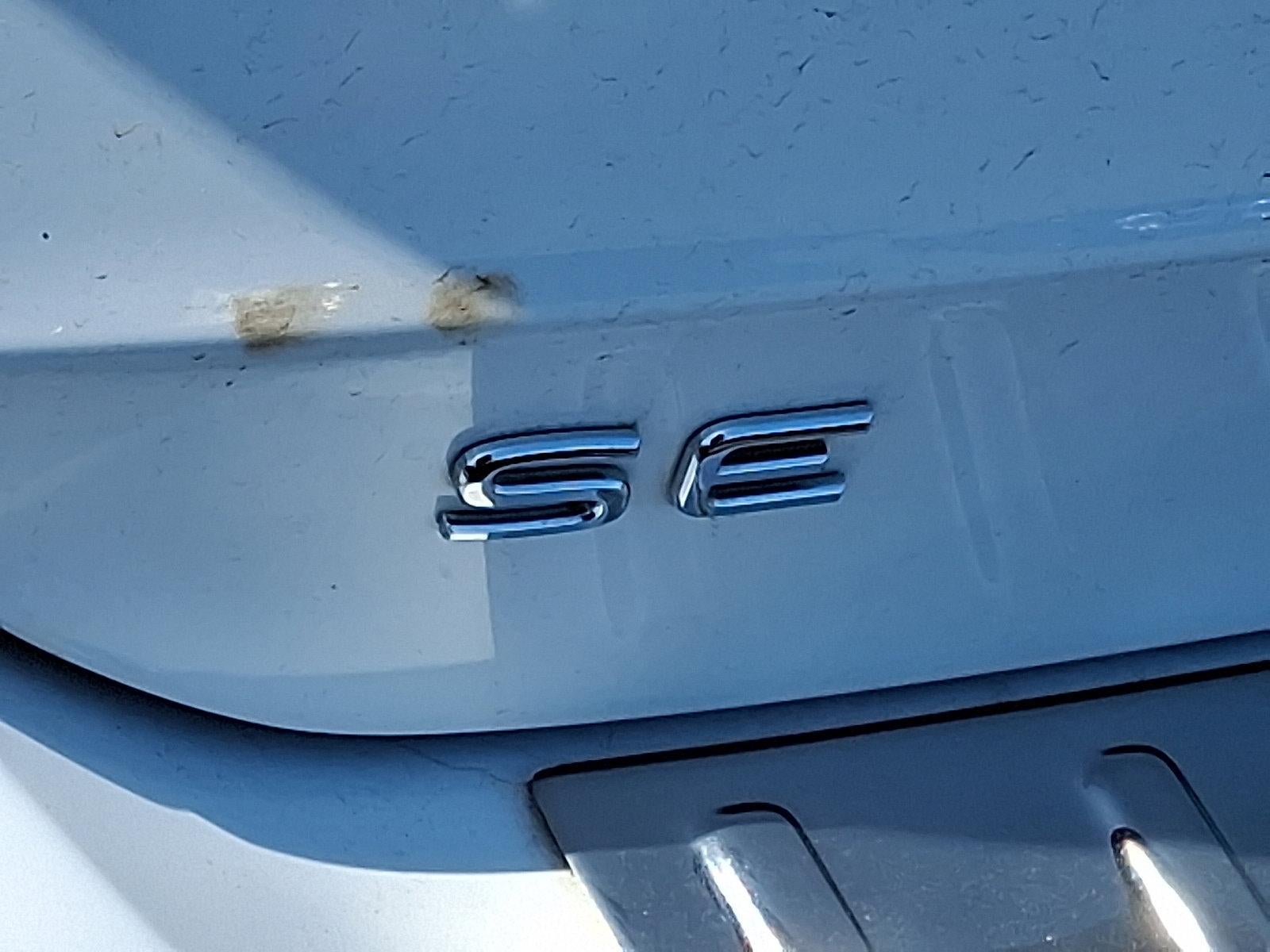 2023 Volkswagen Taos SE 4MOTION