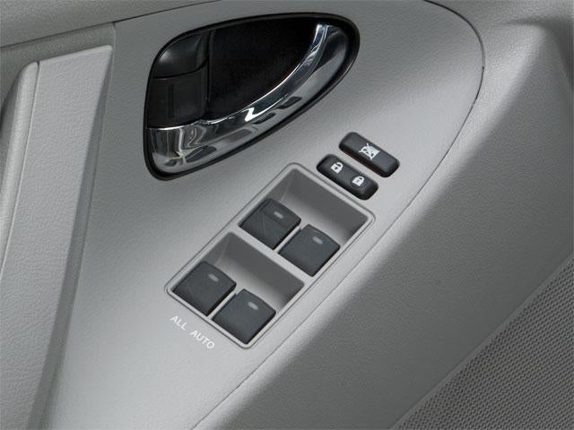 2010 Toyota Camry 4dr Sdn V6 Auto XLE (Natl)