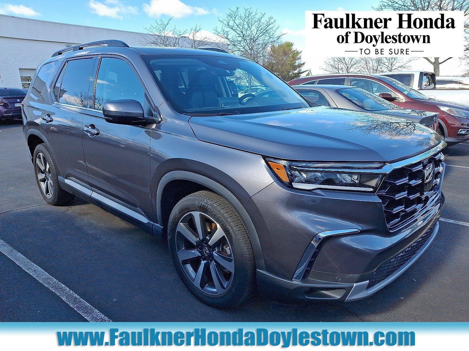 2023 Honda Pilot Touring AWD