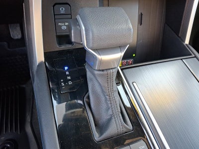 2025 Toyota Tundra 4WD 4WD Platinum CrewMax 5.5' Bed (Natl)