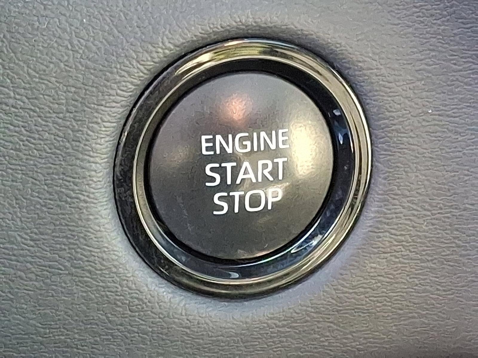 2025 Toyota Tundra 4WD 4WD Platinum CrewMax 5.5' Bed (Natl)