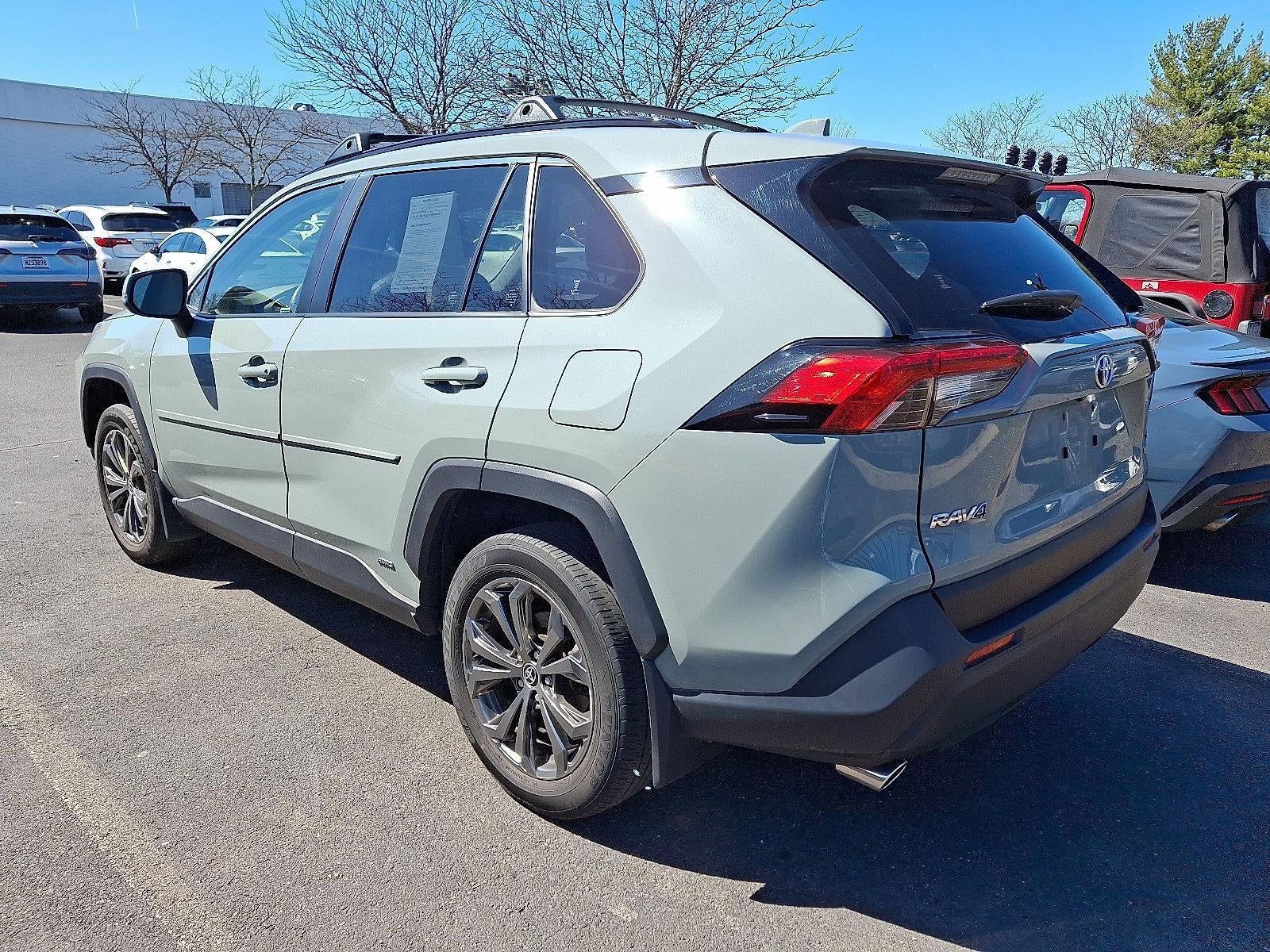 2023 Toyota RAV4 Hybrid XLE Premium AWD (Natl)