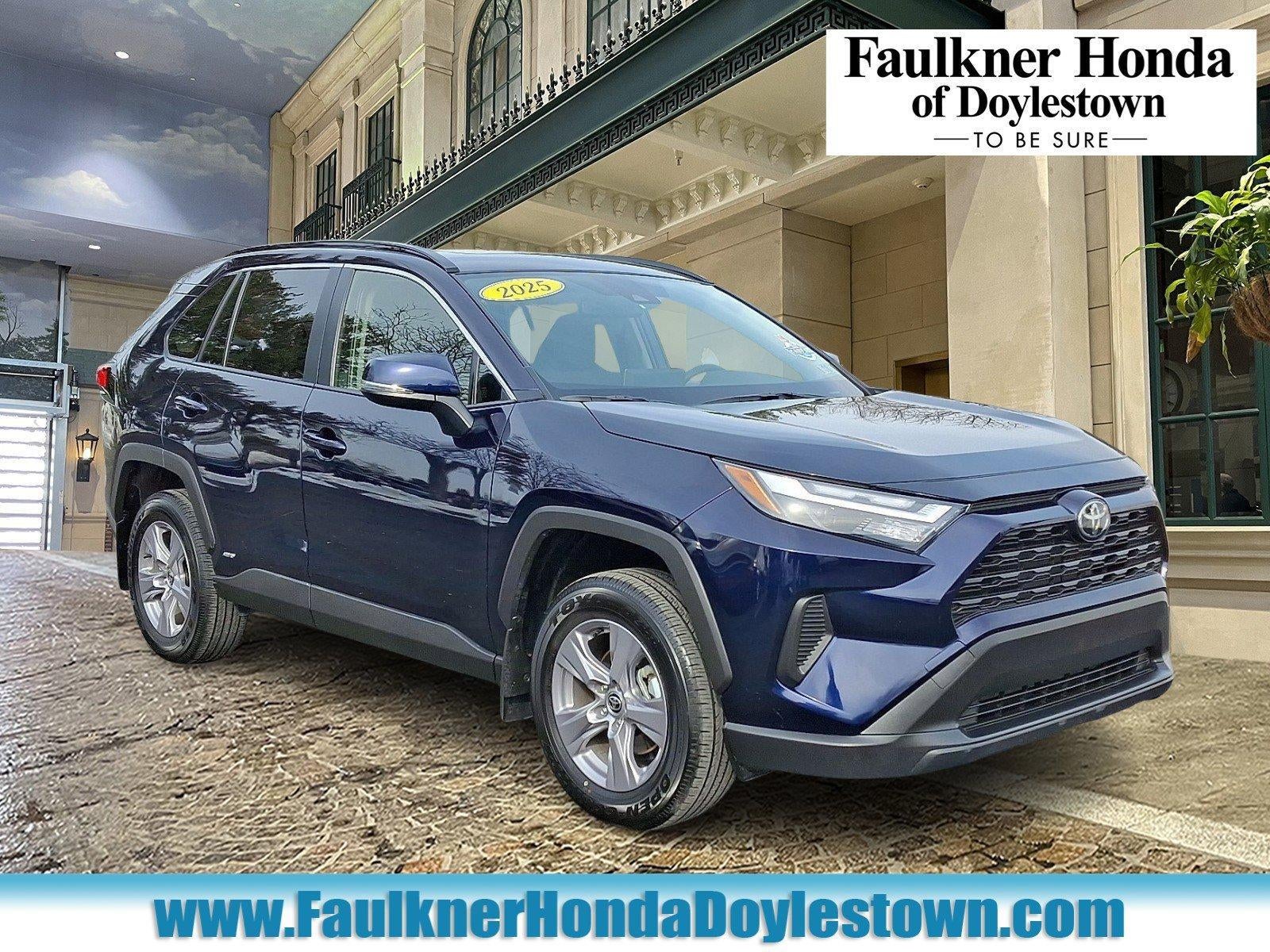 2025 Toyota RAV4 Hybrid XLE AWD (Natl)