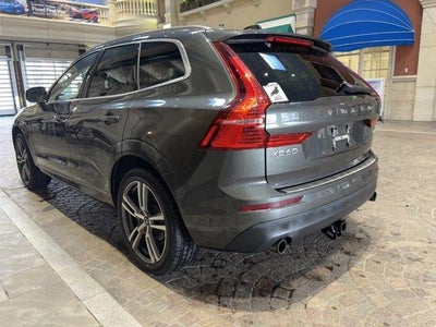 2018 Volvo XC60 T5 AWD Momentum