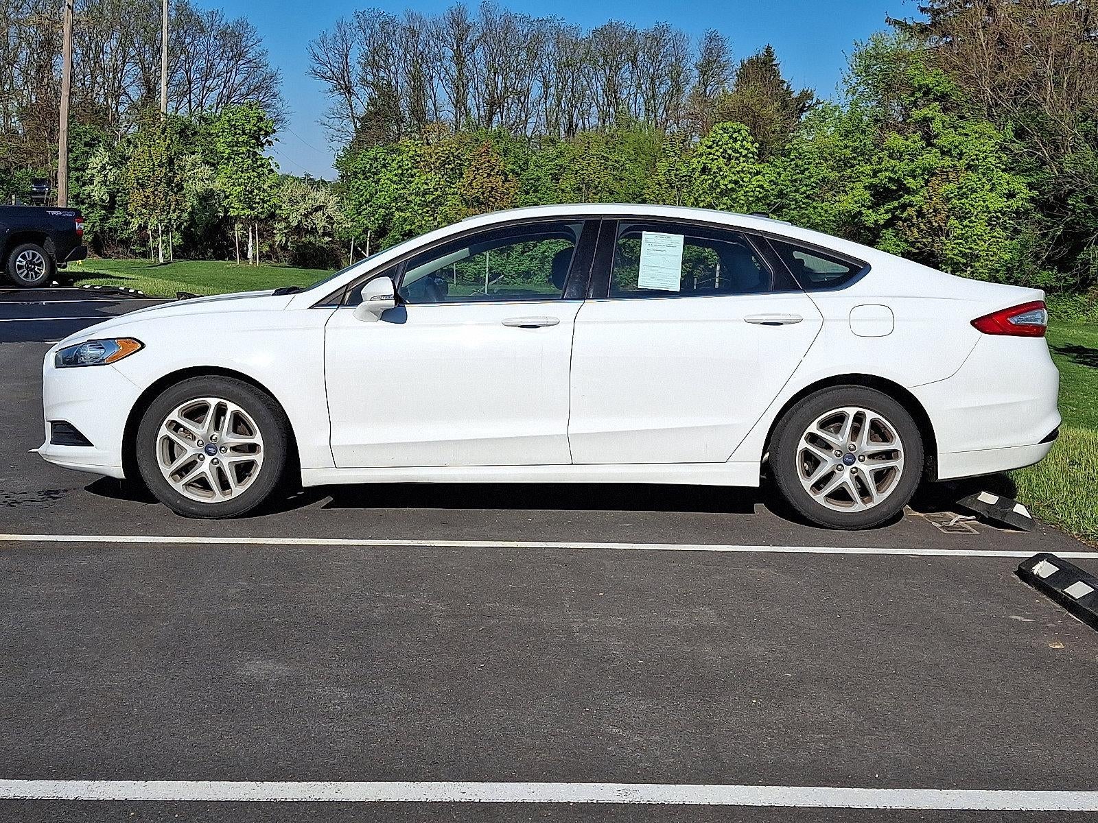 2014 Ford Fusion 4dr Sdn SE FWD