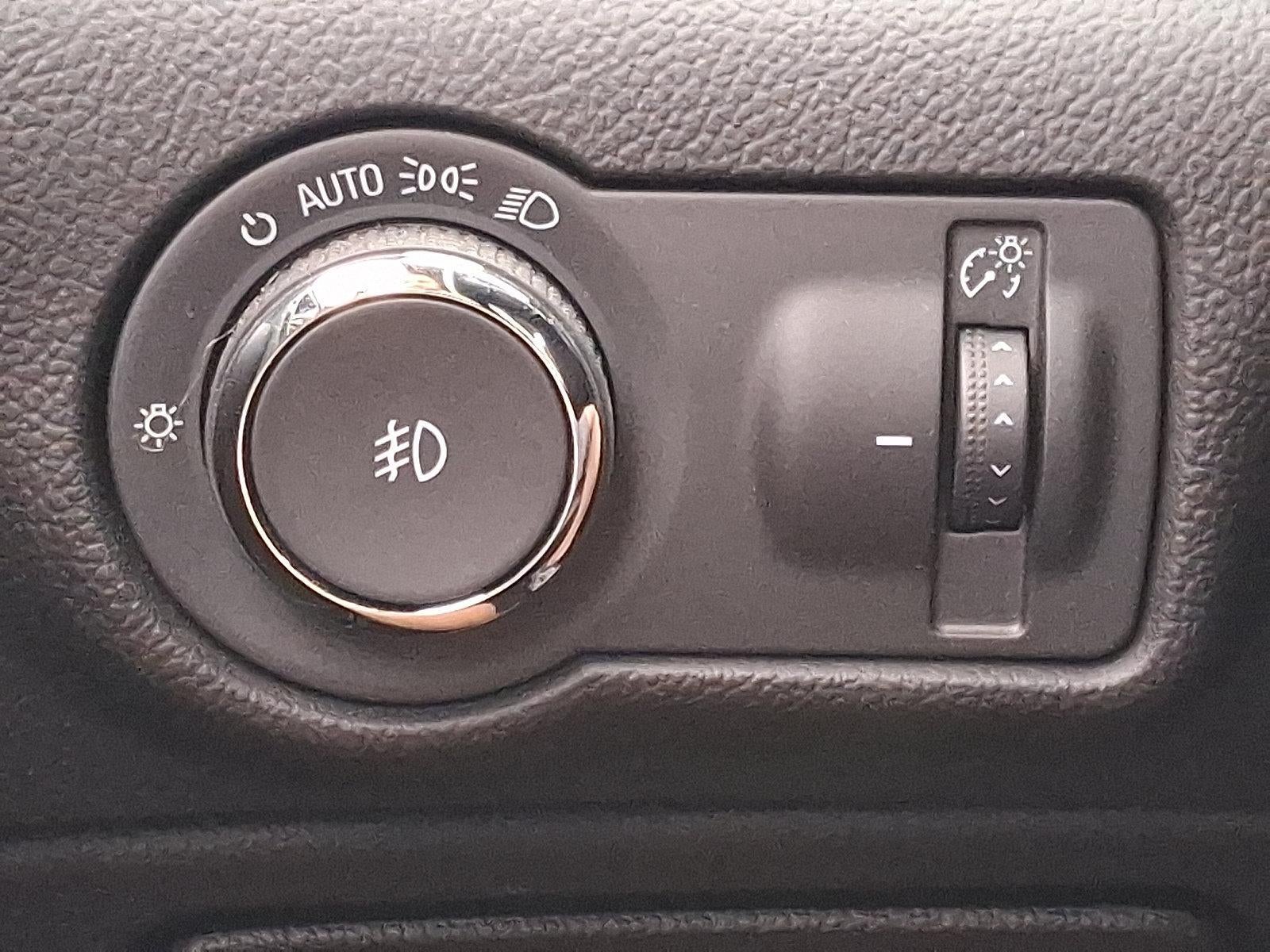 2014 Buick Verano 4dr Sdn Leather Group