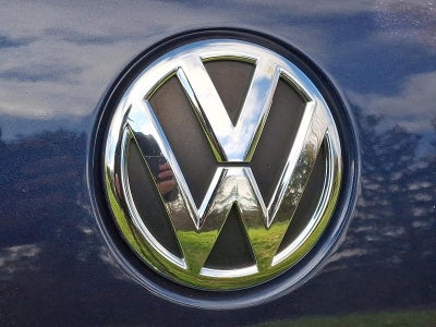 2013 Volkswagen Passat 4dr Sdn 2.5L Auto S w/Appearance PZEV *Ltd Avail*