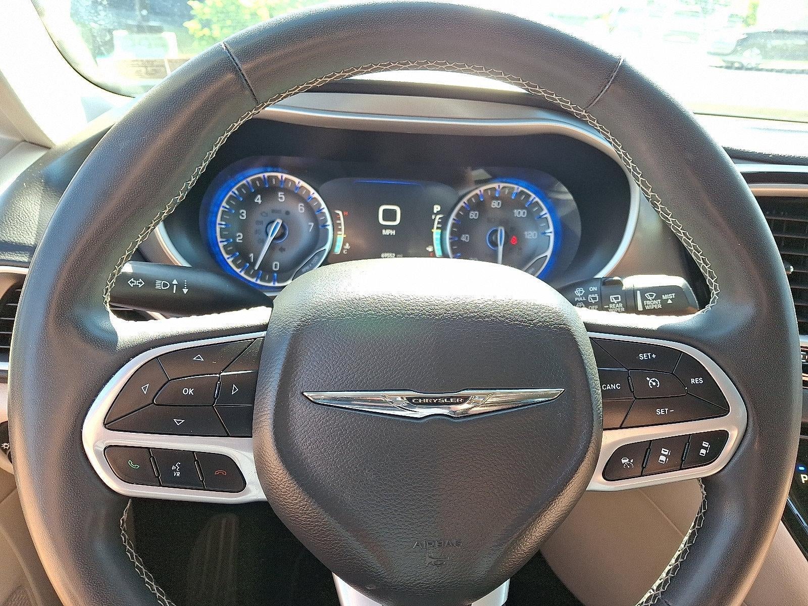 2023 Chrysler Pacifica Touring L FWD