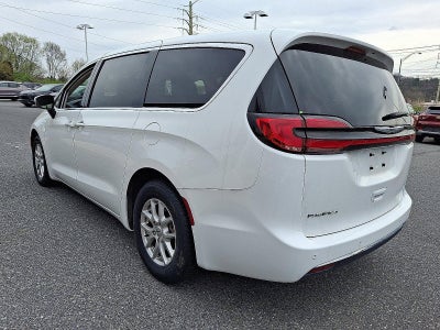 2023 Chrysler Pacifica Touring L FWD