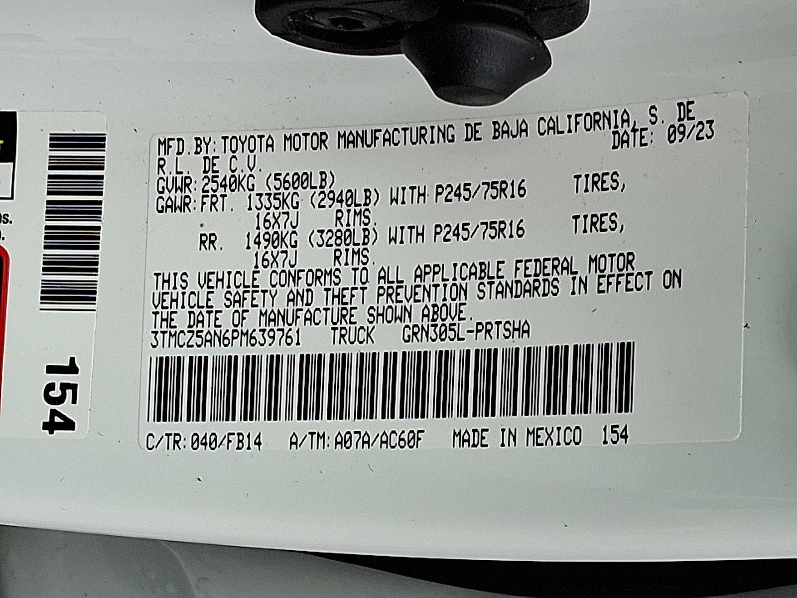 2023 Toyota Tacoma 4WD 4WD SR Double Cab 5' Bed V6 AT (Natl)